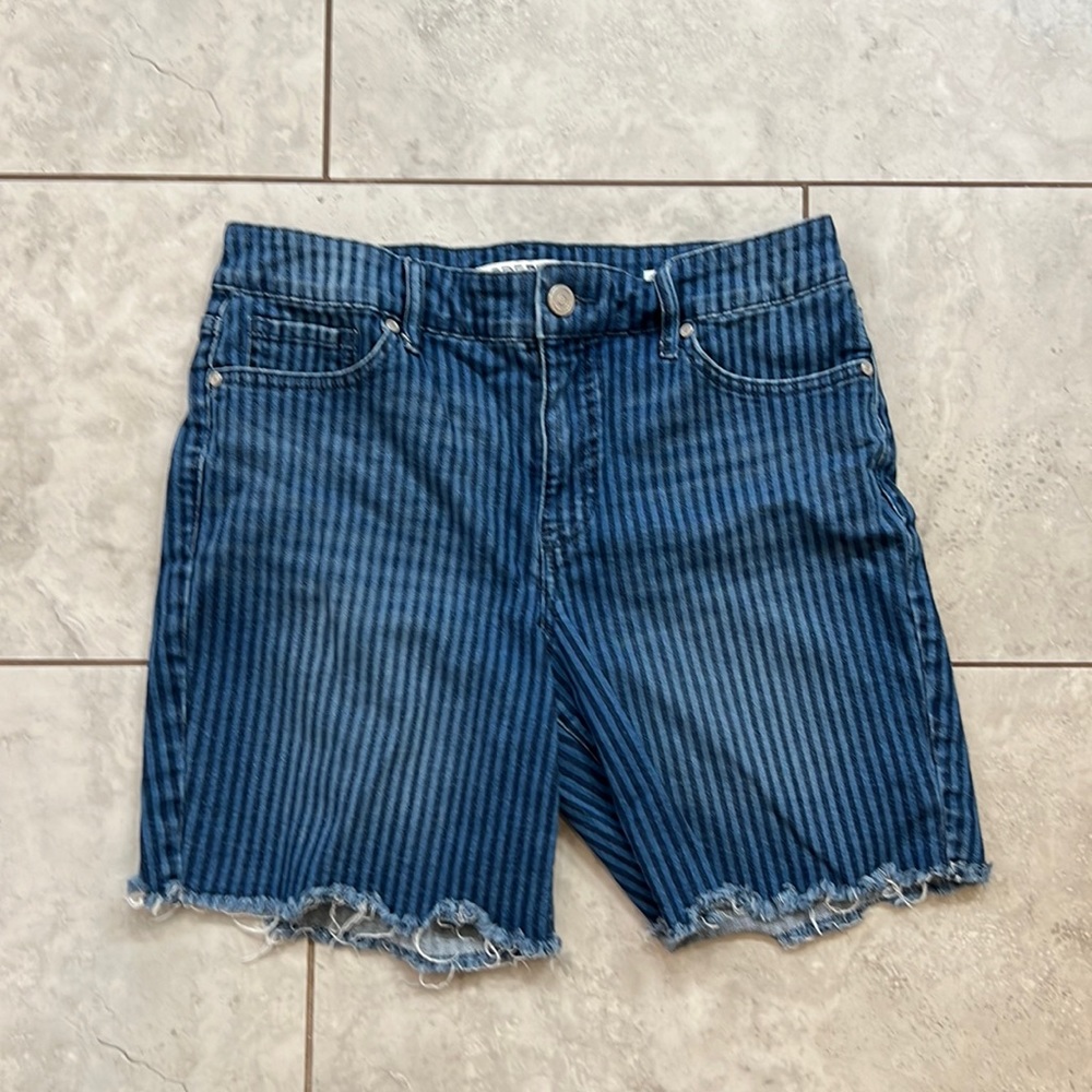 Jean shorts size 10 from Dillards